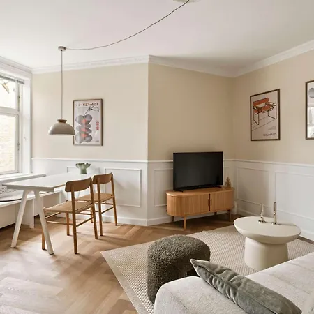 דירה Luxury Renovated *